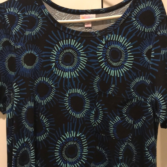 LuLaRoe Dresses & Skirts - Lularoe Carly dress with pocket